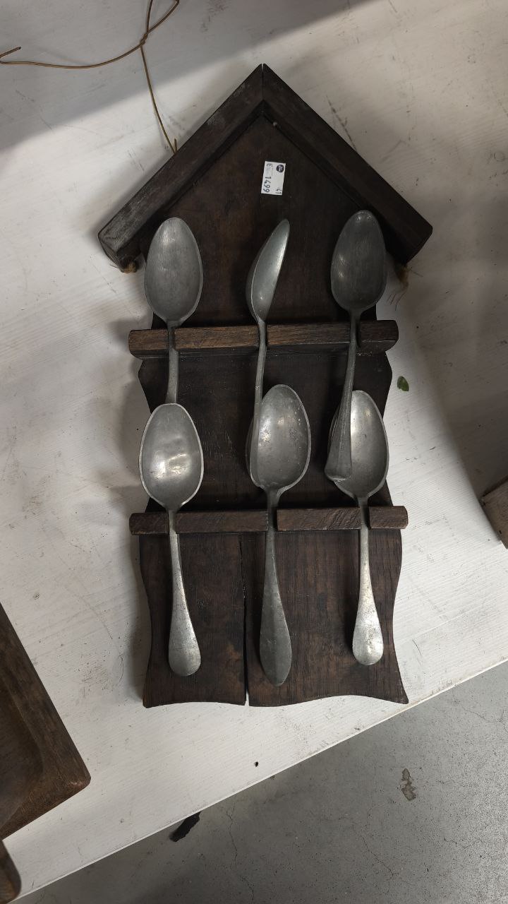 Spoon House