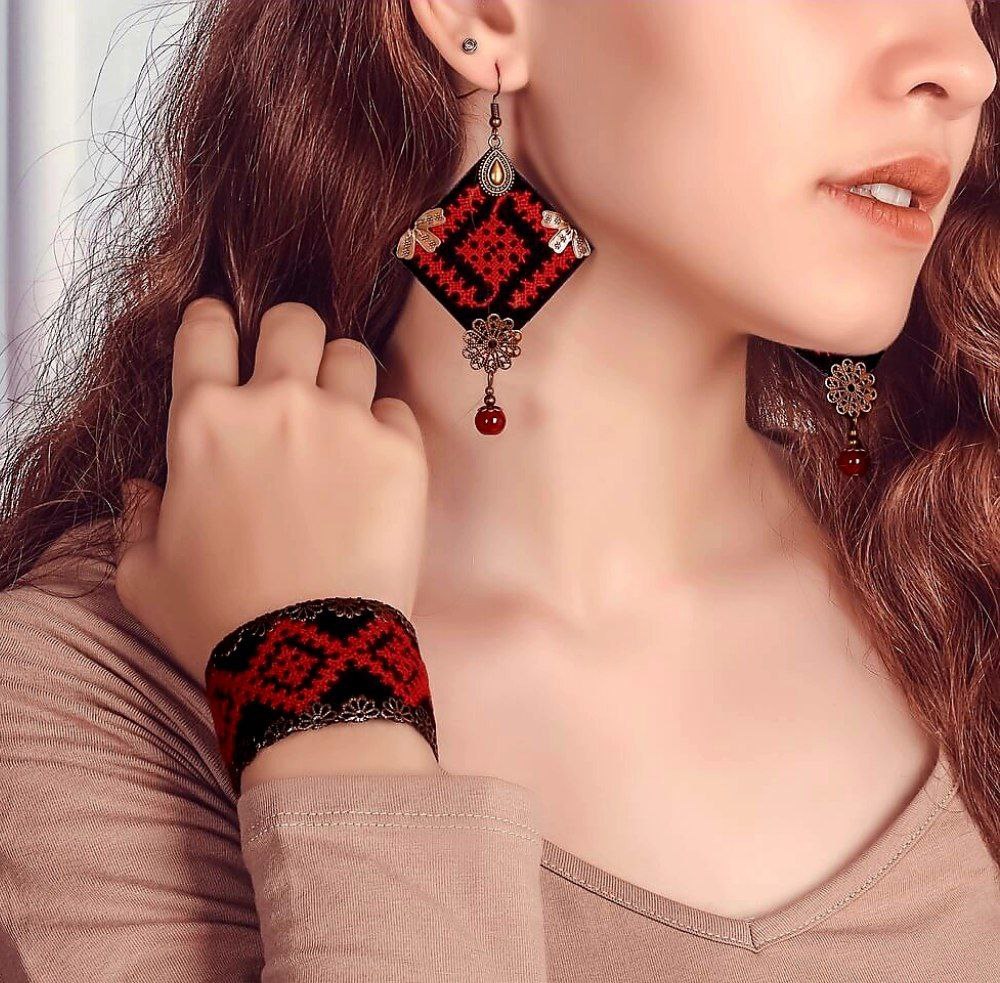 Fabric Echoes – Earrings from Forgotten Textiles