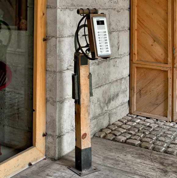 Push-Button Stand